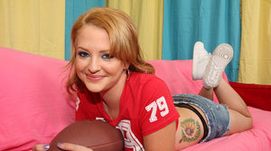 18 year old cutie Carmen Callaway sexys her two study buddies at the same time